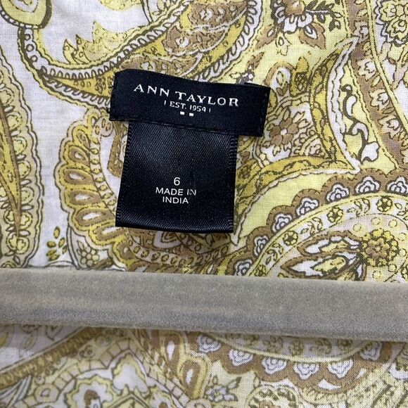 Ann Taylor Women’s Size 6 Yellow Paisley￼ Short Sleeve Top 100% Cotton - Picture 2 of 8